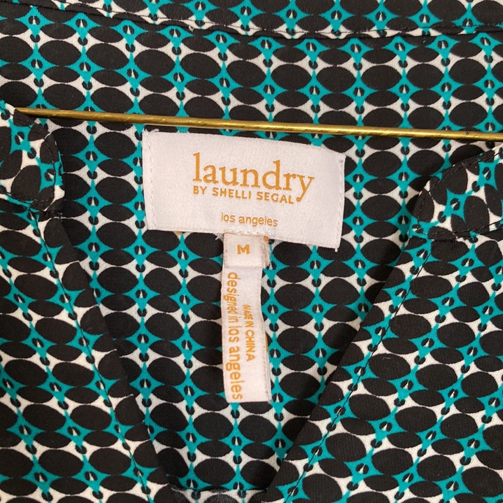 Laundry Work Top - Picture 2 of 5